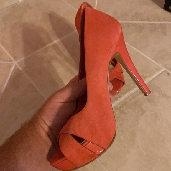 Coral Heels - Picture 4 of 7